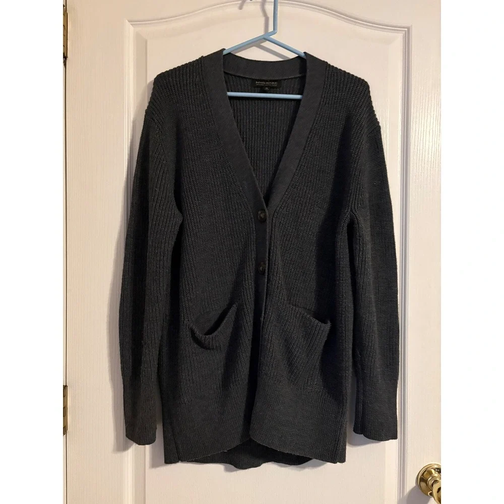 Banana Republic Cardigan Mens M Gray Excellent Washable Merino Wool Blend Ribbed